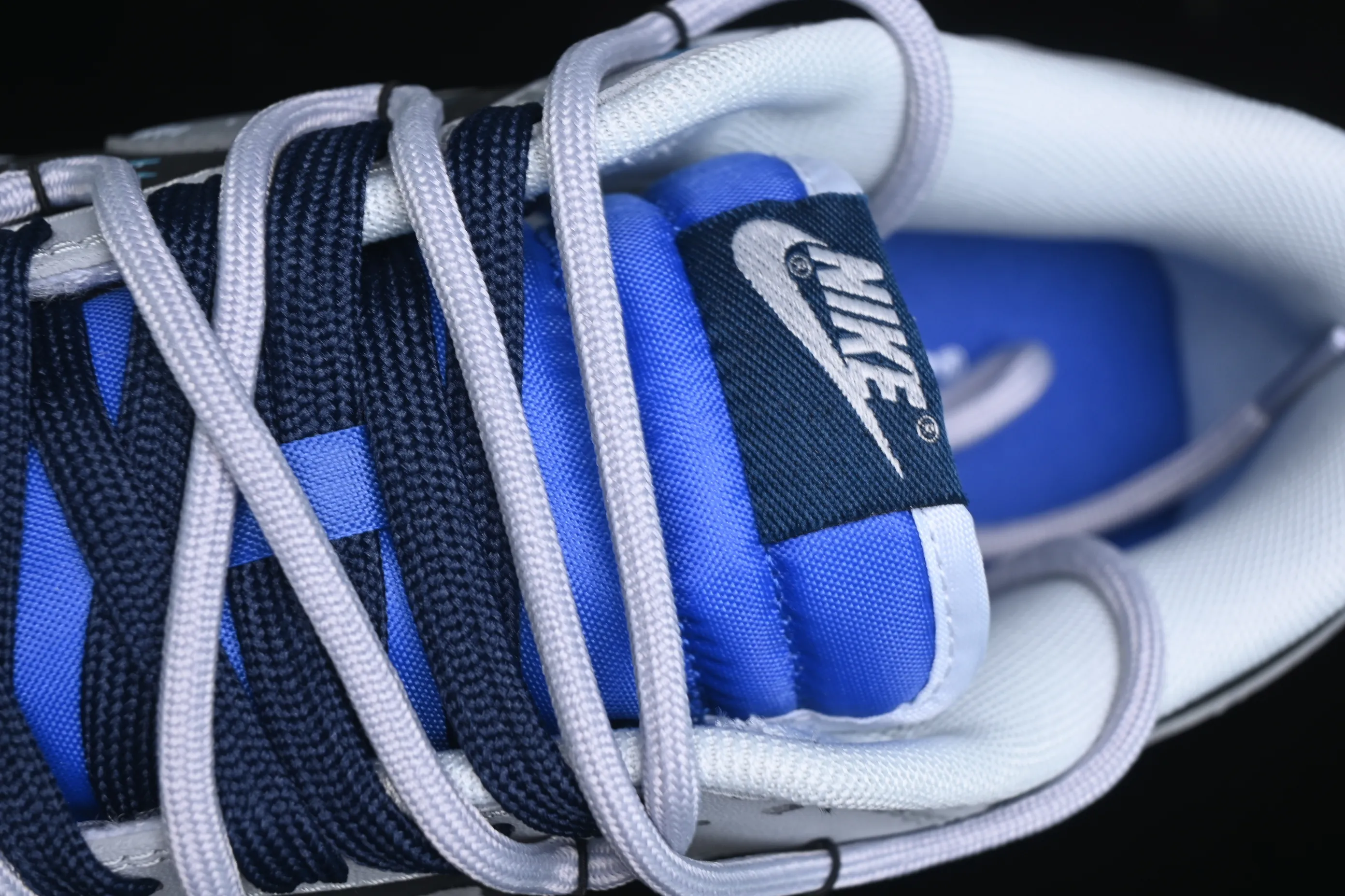 All Categories Nk SB Dunk Series Nk SB Dunk Low Low-top sneakers Nk Dunk Low Samsara Star Pupils Universe Stars Mysterious style English graffiti Low-top casual sneakers FQ8826-100